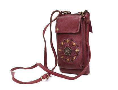 Monique Handytasche